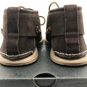 UGG | Shoes | Ugg Beach Moc Chukka 115012 Color Stout | Poshmark display picture 1